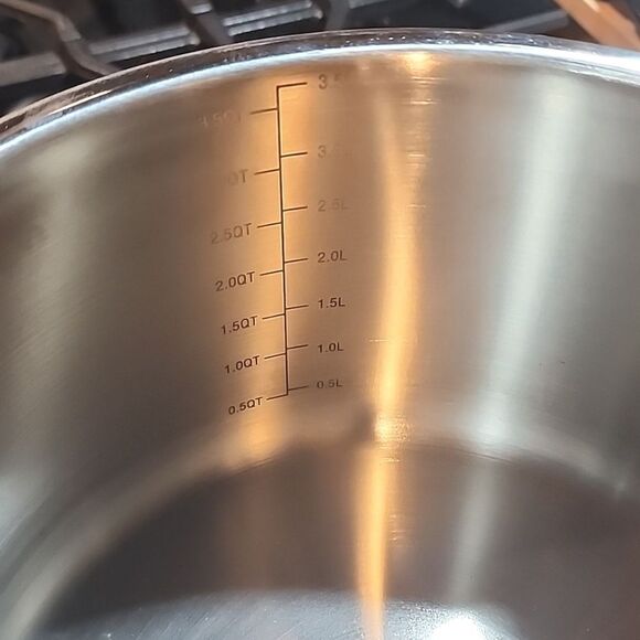 Berghoff Professional 18/10 Stainless Steel Tri-Ply 4QT Stock Pot w/Lid - Picture 13 of 14